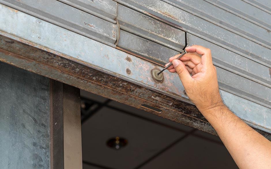 artisan serrurier metallier Montreuil